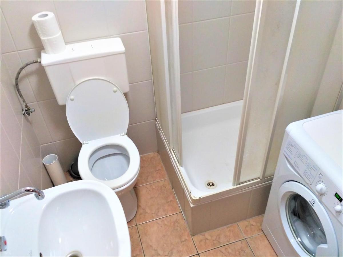 Krakow City Centre Apartment - Bon Turystyczny Εξωτερικό φωτογραφία